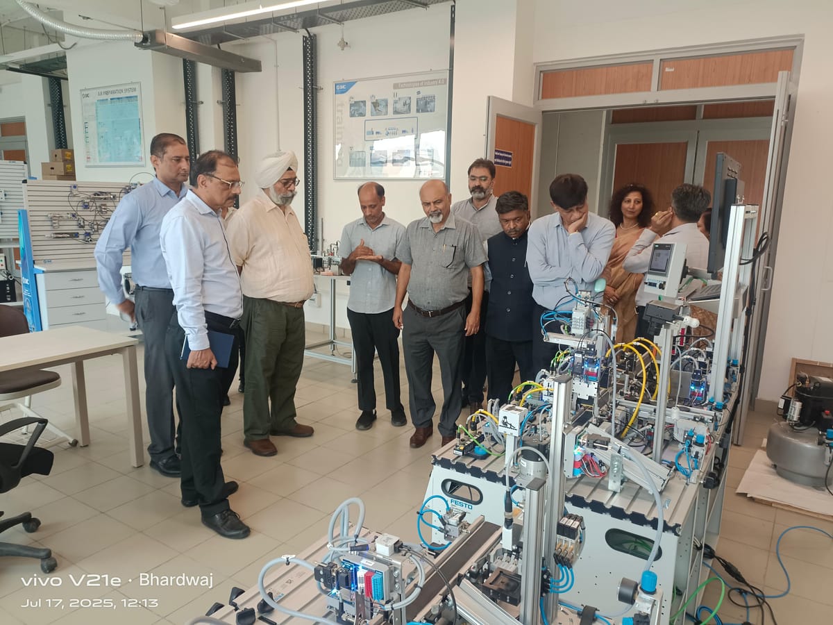 श्री विश्वकर्मा यूनिवर्सिटी के इस  सत्र में शुरू होगा बीवॉक रेफ्रिजरेशन एंड एयर कंडीशनिंग का कोर्स शुरू