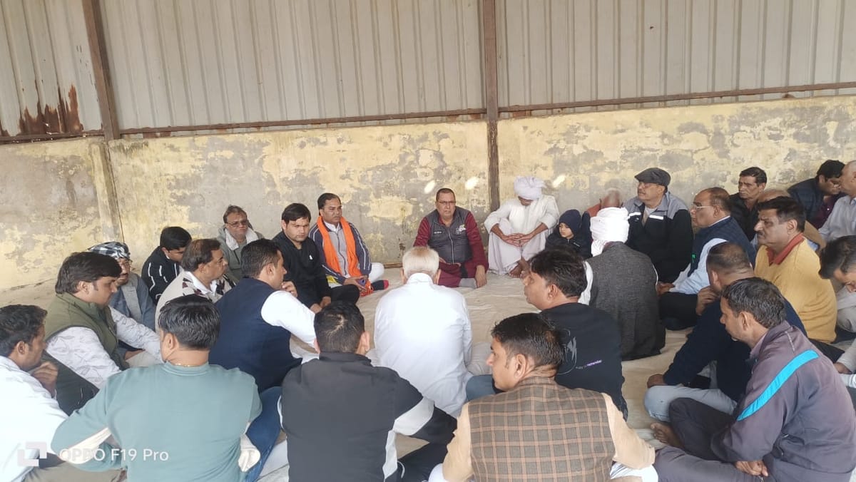 खेल राज्य मंत्री गौरव गौतम के चचेरे भाई स्व० राकेश गौतम का किया गया अंतिम संस्कार