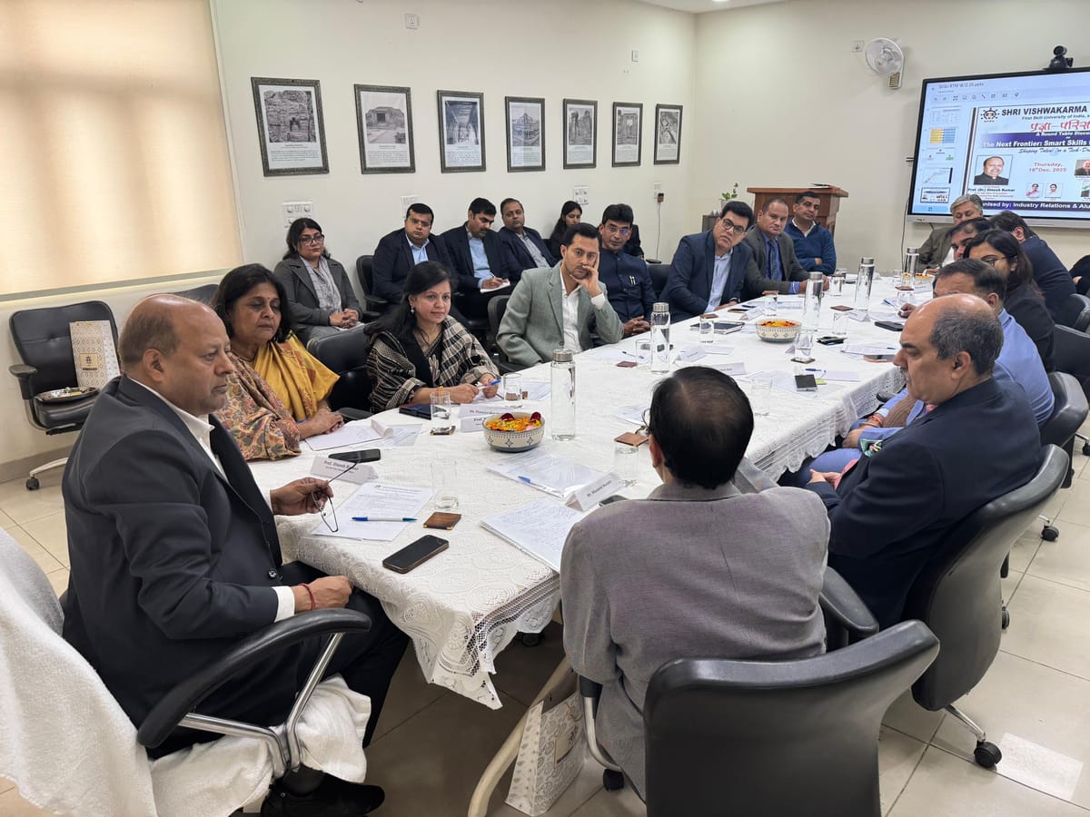 स्मार्ट स्किल-स्मार्ट मशीन मिशन को लेकर श्री विश्वकर्मा विश्वविद्यालय में हुई इंडस्ट्री के धुरंधरों की कॉन्फ्रेंस