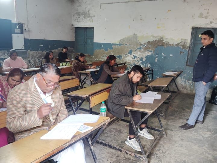 पाली भाषा भाग 1की परीक्षा हुई शान्तिपूर्ण सम्पन्न - अमित गौतम