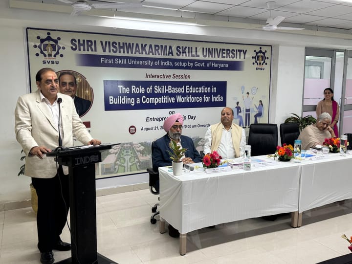 श्री विश्वकर्मा कौशल विश्वविद्यालय पलवल ने मनाया विश्व उद्यमिता दिवस