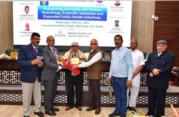 विश्व आयुर्वेद मिशन, विश्व पटल पर - डा० डीपी आर्य
