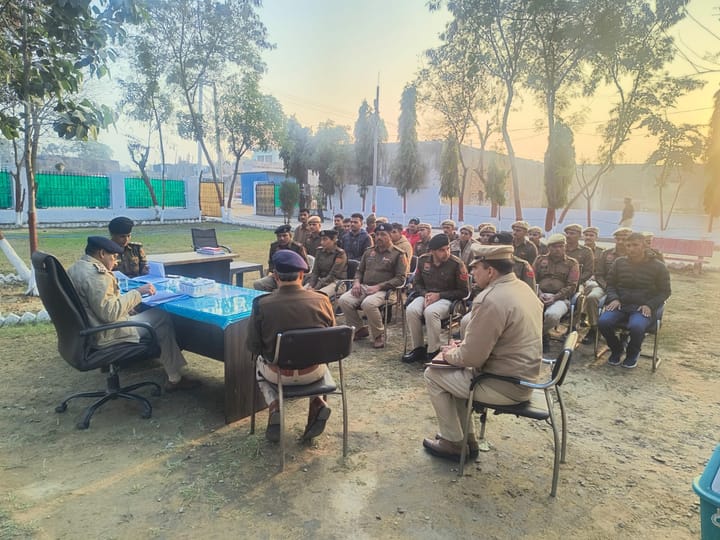 पुलिस अधीक्षक पलवल ने थाना उटावड़ का किया औचक निरीक्षण, दिए आवश्यक दिशा - निर्देश
